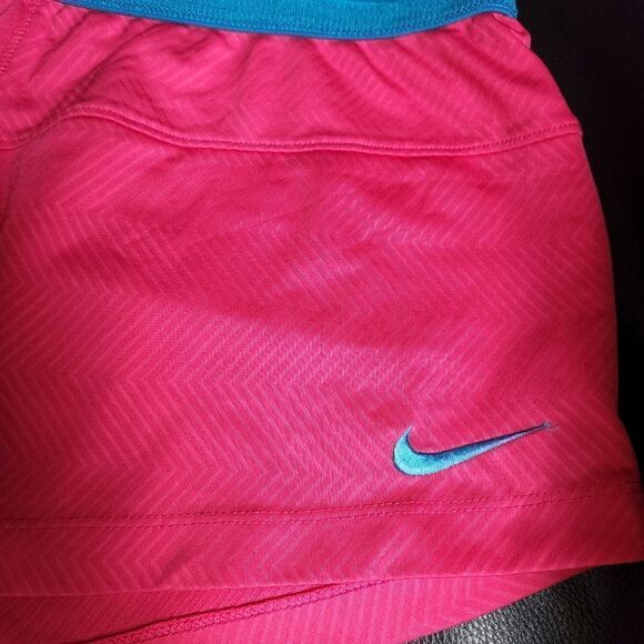 💕Nike Dri-fit Medium pink and blue shorts. Elastic waistband with faux tie. - Picture 2 of 5